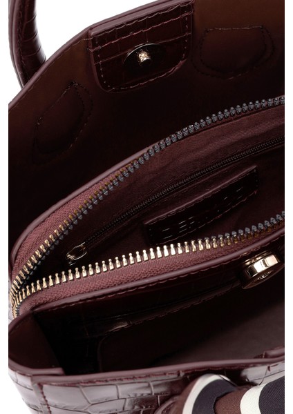 Kadın Bordo Uzun Askılı Kroko Desenli Mini Kol Çantası 25WBD2713E3