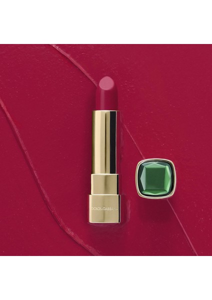 Gemstone - Parlak Bitişe Sahip Ruj 420 Emerald Scarlet (3.5gr) fırsatları