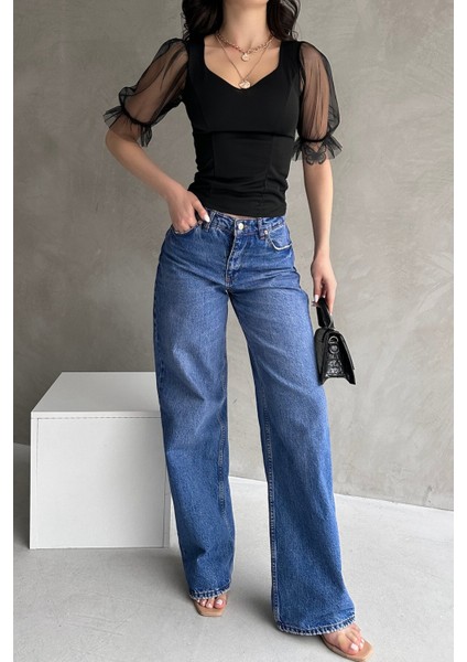 Prenses Kol Tül Detaylı Crep Bluz fırsatları