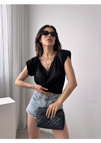 Vatkalı Degaje Yaka Buzzy Bluz