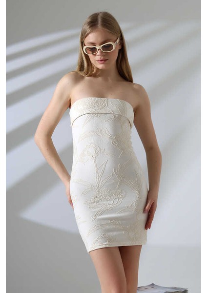 Kadın Krem Straplez Kabartmalı Kısa Elbise MSC402 indirimleri