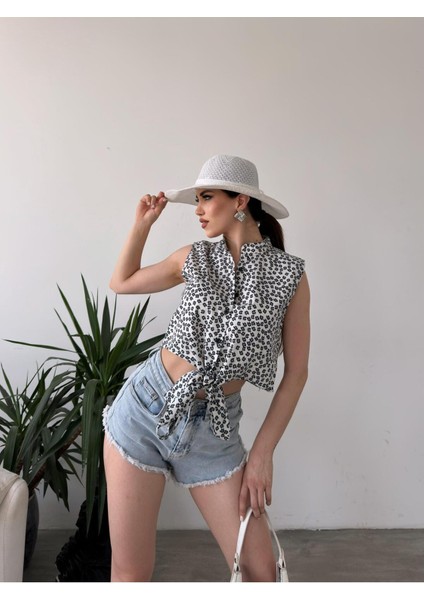 Çiçek Desenli Bağlama Detaylı Crop Gömlek Bluz fırsatları