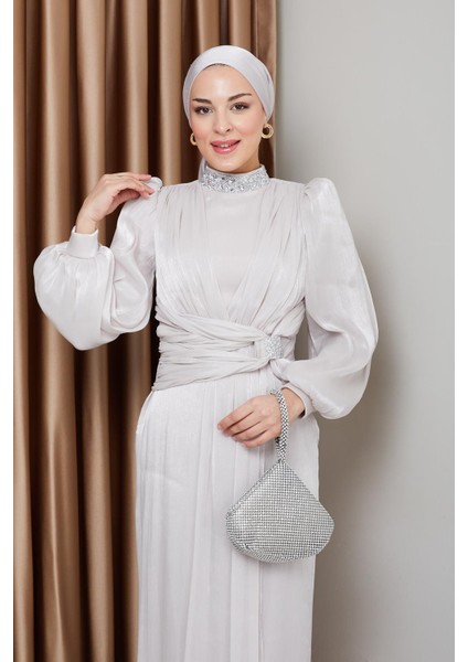 Fiyonk ve Yakası Taş Bezeli Yoryo Ipek Tesettür Abiye Elbise Taş 1236 fırsatları