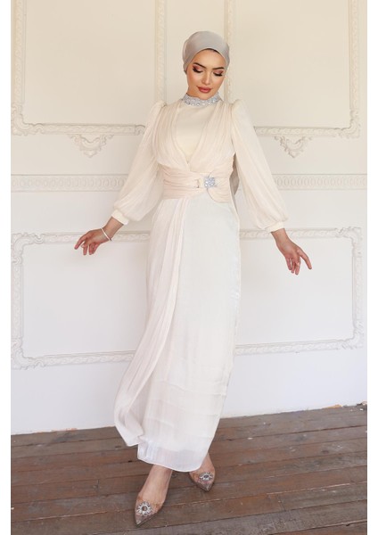 Fiyonk ve Yakası Taş Bezeli Yoryo Ipek Tesettür Abiye Elbise Fil Dişi 1236 fırsatları