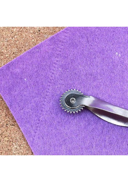 Ahşap Saplı Kumaş ve Keçe Çizme Ruleti Metal & 15CM-1 Adet modelleri