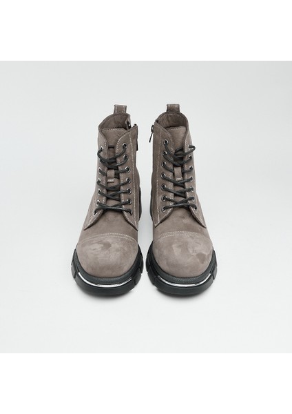 Günlük Hakiki Deri Kadın Bot modelleri