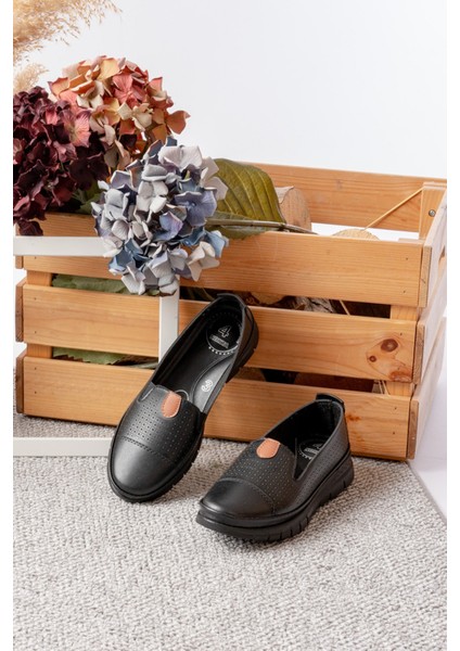 Kadın Wanetti Delikli Babet Anne Ayakkabısı Günlük Ayakkabı Babet