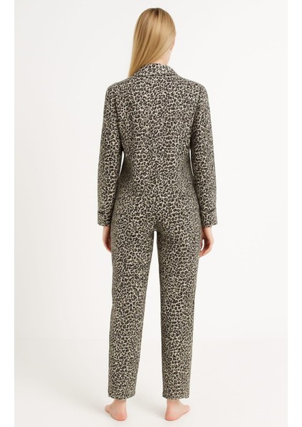Kadın 6451 Düğmeli Süet Uzun Kol Pijama Takımı Leopar modelleri