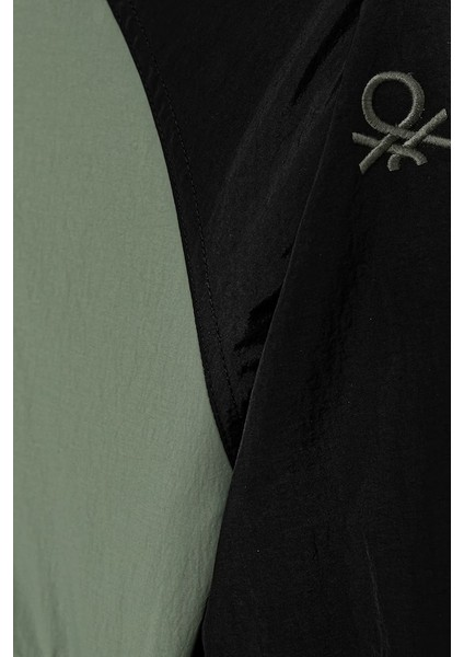 Erkek Çocuk Haki Kolu Logo Detaylı Astarlı Kapüşonlu Yağmurluk modelleri