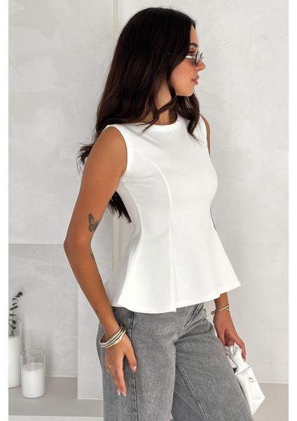 Kadın Peplum Bluz – Vücuda Oturan & Zarif Kesim indirimleri