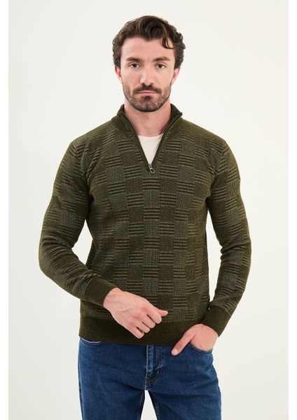 Desenli Slim Fit Fermuarlı Yarım Balıkçı Yaka Şönil Kumaş Erkek Triko Kazak