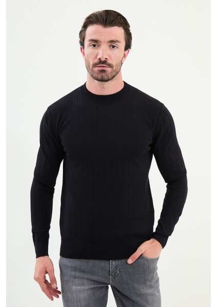 Çizgili Slim Fit Bisiklet Yaka Erkek Triko Kazak