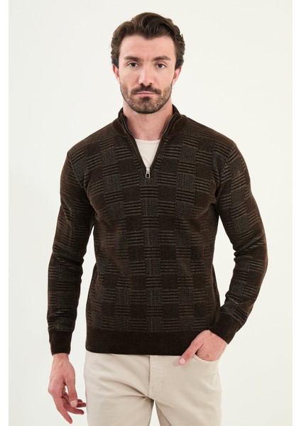 Desenli Slim Fit Fermuarlı Yarım Balıkçı Yaka Şönil Kumaş Erkek Triko Kazak