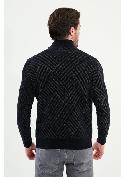 Desenli Slim Fit Yarım Balıkçı Yaka Şönil Kumaş Erkek Triko Kazak modelleri