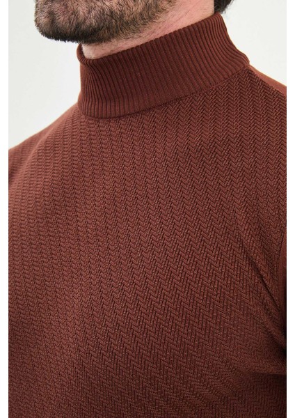 Desenli Slim Fit Yarım Balıkçı Yaka Erkek Triko Kazak fiyatları