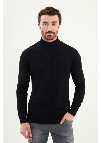 Çizgili Slim Fit Yarım Balıkçı Yaka Erkek Triko Kazak