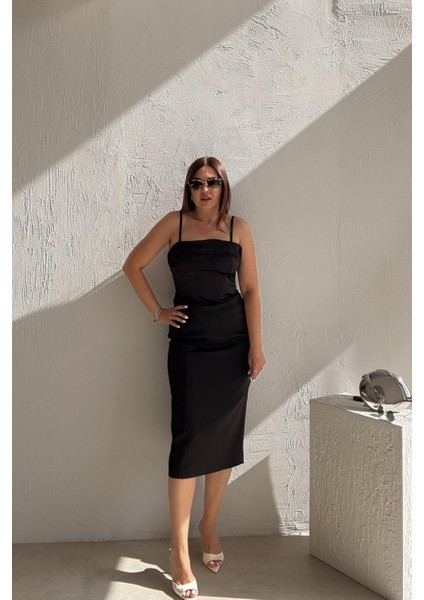 Siyah Elegant Saten Elbise indirimleri