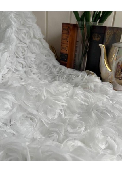 Gül Desenli Muazzam Dantel Beyaz Renkte fiyatları