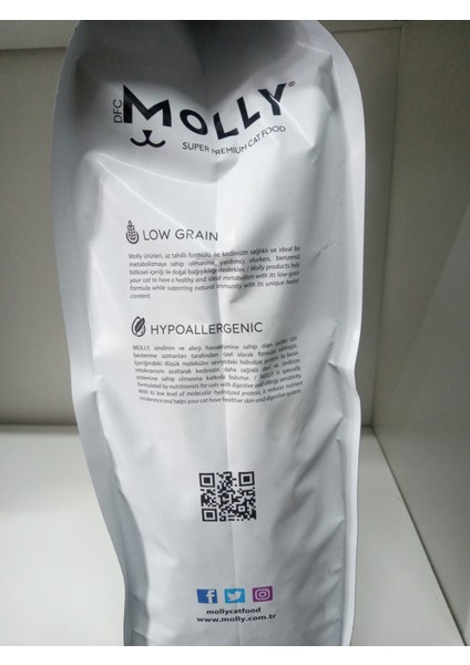 Hypoallergenıc Yetişkin Kuru Kedi Mama Somon Balıklı ve Karidesli 2 kg+3 ADET 15 GRAM BALIKLI KEDİ ÖDÜL KREMA modelleri