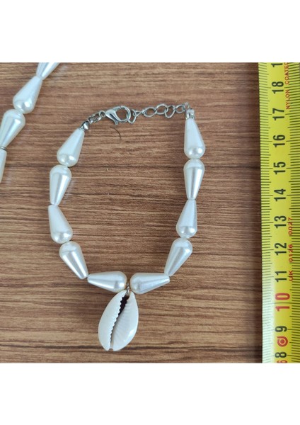 Doğal Deniz Kabuğu (Cowrie) ve Inci Görünümlü Boncuk Bileklik - 577