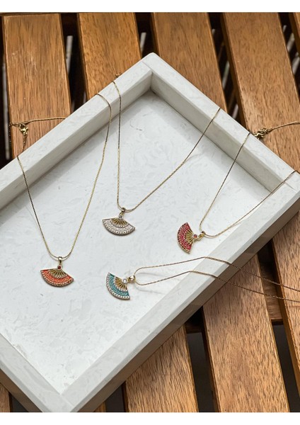 Turuncu Zirkon Taşlı Çelik Yelpaze Kolye