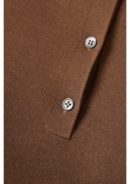 Merino Ipek Karışımlı Kadın Polo Yaka Tişört, Zarif ve Lüks Dokulu fırsatları