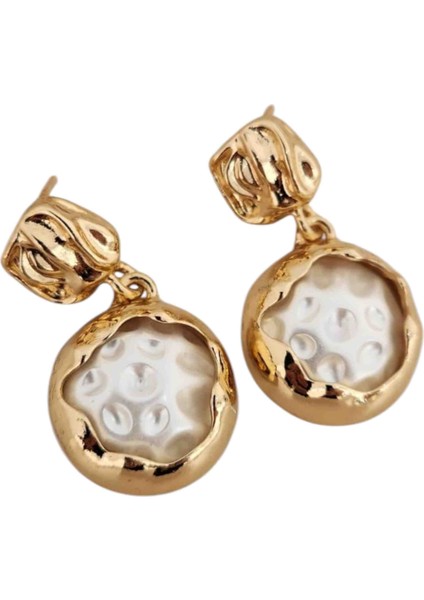 Çelik Altın Rengi Inci Küpe Parlak Sedef Görünümlü Modern Tasarım Parlak Yüzey Şık Takı Model indirimleri