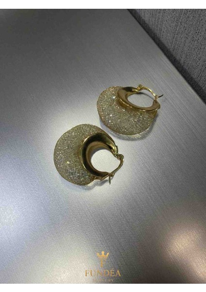 Çelik Altın Halka Küpe Örgü Dokulu, Parlak ve Büyük Form Modern Takı Şık Gösterişli Trend Parlak Model