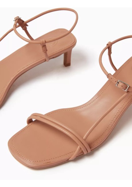 50MM Topuklu Deri Sandalet, Kare Burunlu fırsatları