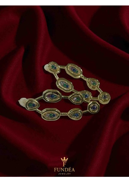 Çelik Zirkon Taşlı Küpe Geometrik Renkli Taşlı Büyük Form Modern Tasarım Parlak Işıltılı Şık Takı Model fiyatları