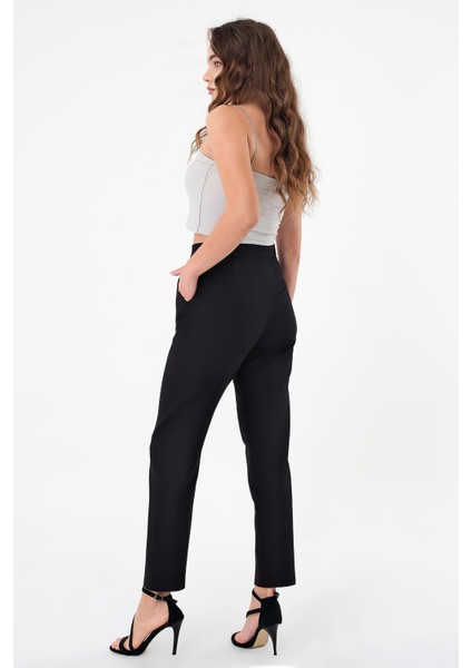 Kadın Siyah Dar Kesim Kumaş Pantolon fırsatları