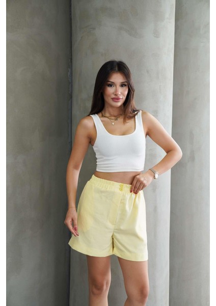 Kadın Sarı Beli Lastikli Keten Şort