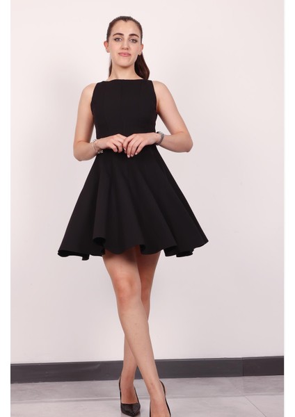 Kadın Siyah Kolsuz Mini Elbise