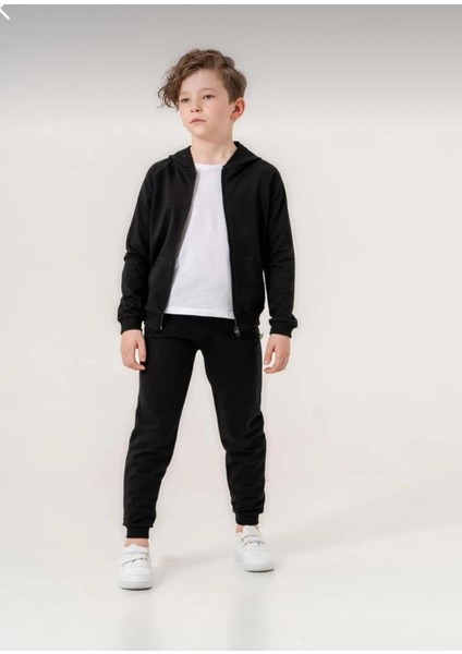 Çocuk Erkek Eşofman Takımı Siyah, Rahat ve Şık Spor Giyim Seti
