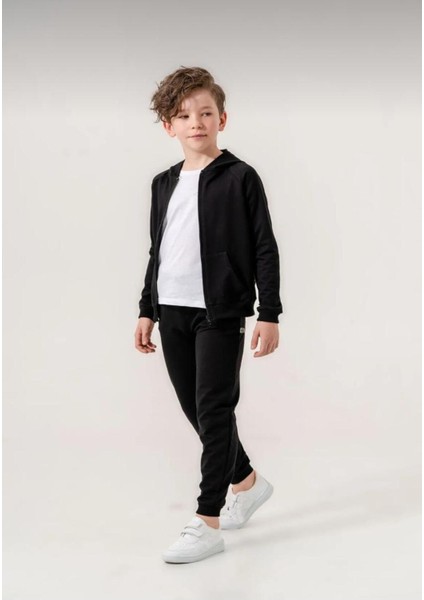 Çocuk Erkek Eşofman Takımı Siyah, Rahat ve Şık Spor Giyim Seti modelleri