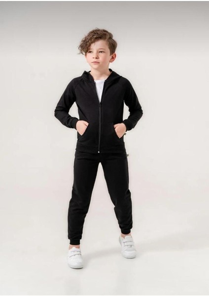 Çocuk Erkek Eşofman Takımı Siyah, Rahat ve Şık Spor Giyim Seti fırsatları