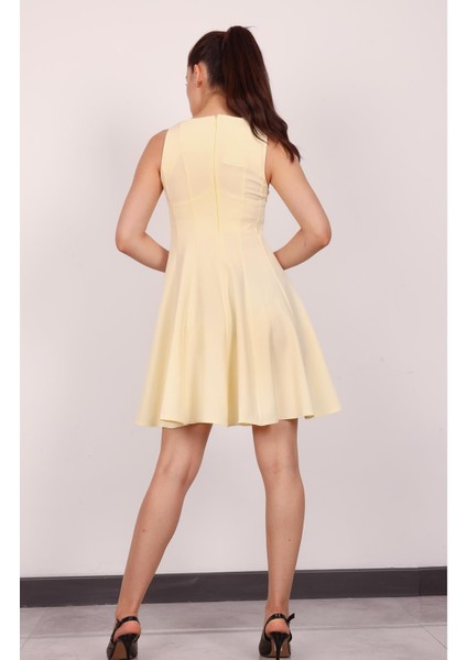 Kadın Sarı Kolsuz Mini Elbise fırsatları