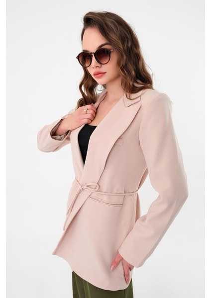 Kadın Taş Bel Bağlamalı Blazer Ceket