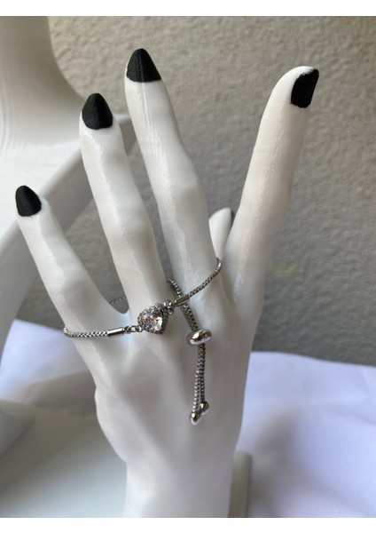 Beyaz Kalpli Asansörlü Gümüş Bileklik fiyatları