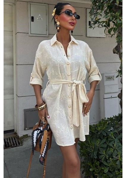 Süzene Nakışlı ve Gold Düğmeli Elbise 2742