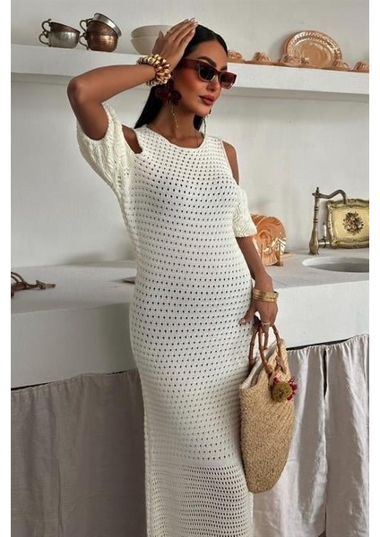 Omuz Detaylı Etek Ücü Püsküllü Triko Elbise 2862 indirimleri