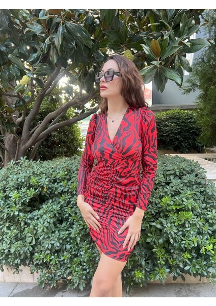 Kadın Uzun Kollu Kruvaze Yaka ön Kısım Büzgülü Zebra Desen Dalgıç Elbise fiyatları