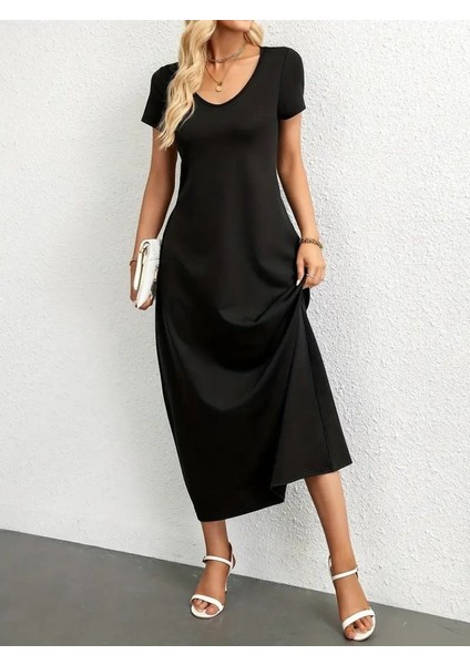 Kadın Kısa Kollu Yakası Yuvarlak Cepli Viskon Elbise