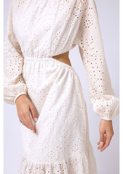 Sırt Dekolteli Brode Elbise fırsatları