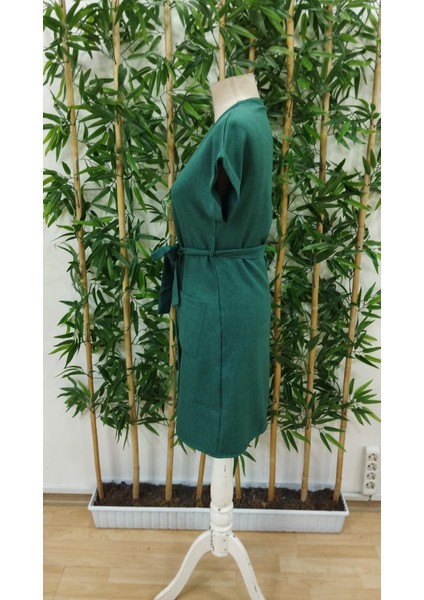 Kadın Kısa Kollu V Yakalı Önden Düğmeli Belden Kuşaklı Cepli Sofya Elbise