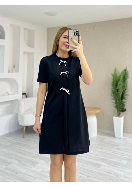 Kadın Kısa Kollu Bisiklet Yaka Önden Fiyonk Detaylı Ithal Krep Elbise fırsatları