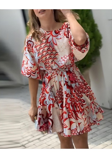 Kadın Kısa Balon Kollu Yuvarlak Yakalı Pileli Desenli Mini Elbise