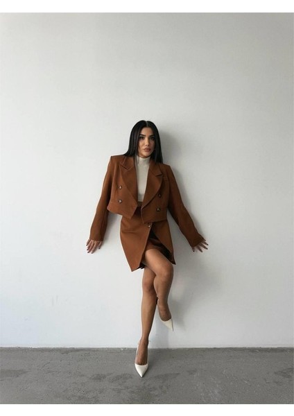 Düğme Detaylı Etek - Crop Ceket Takım - Kahverengi