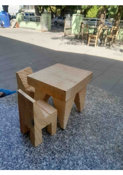 Arif Tezcan Ahşap Oyuncak Masa Sandalye modelleri