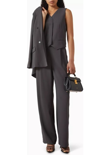 Krep Kumaş Kadın Yelek, Gizli Düğmeli ve Tam Astarıyla Şık Kesim fiyatları